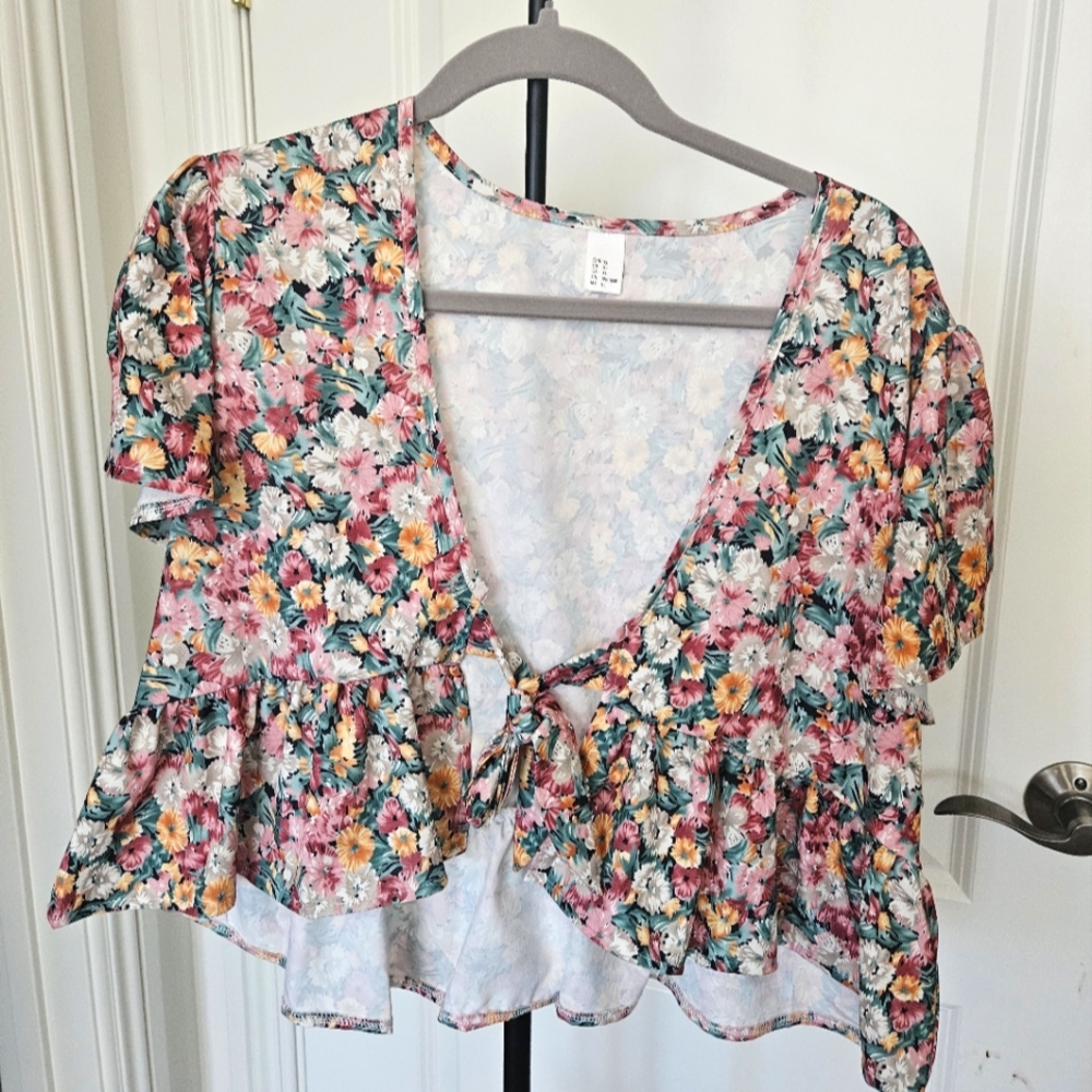 Crop floral top